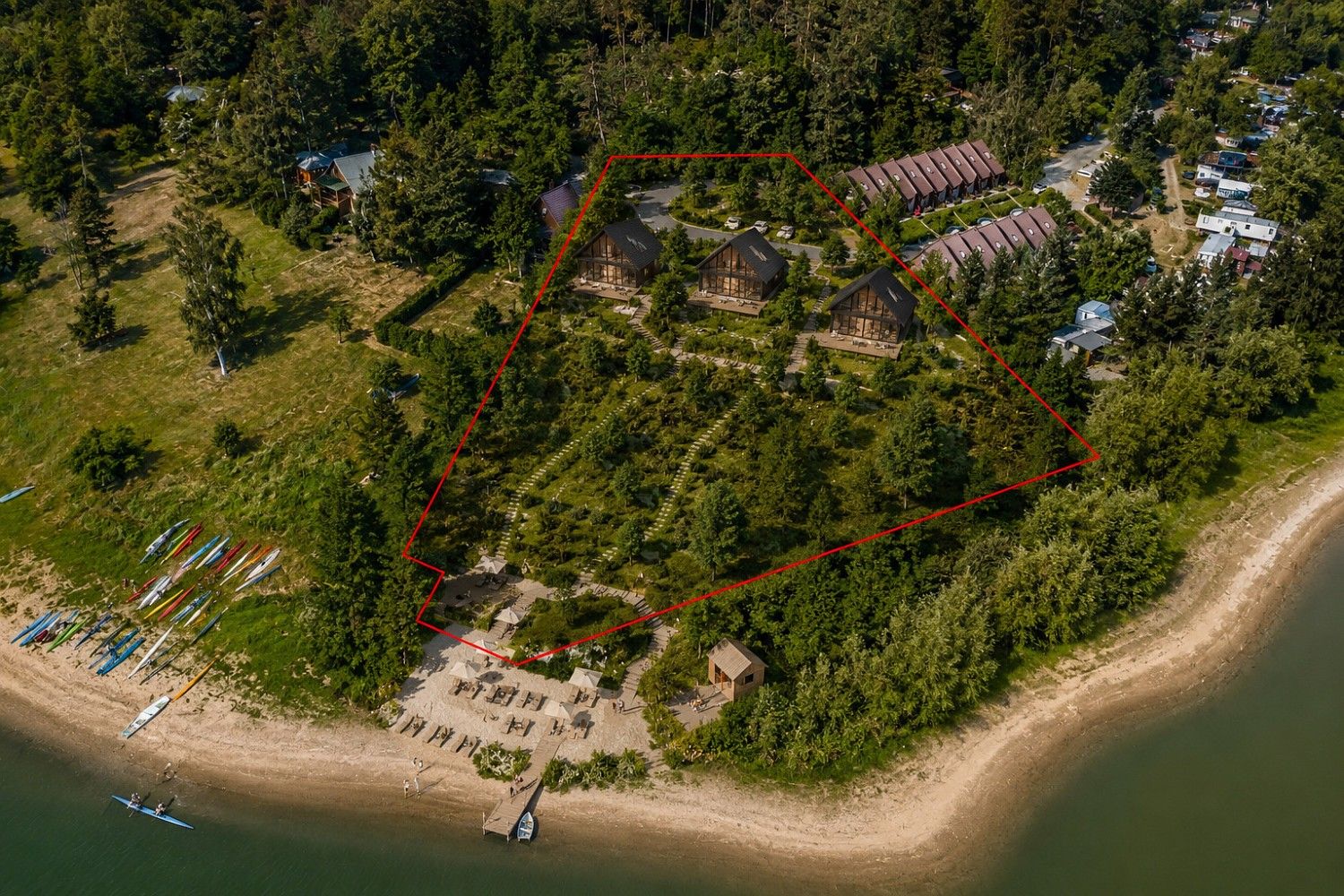 Ubytovací zařízení · 3 255 m² · Bítov, okres Znojmo, Jihomoravský kraj - 4