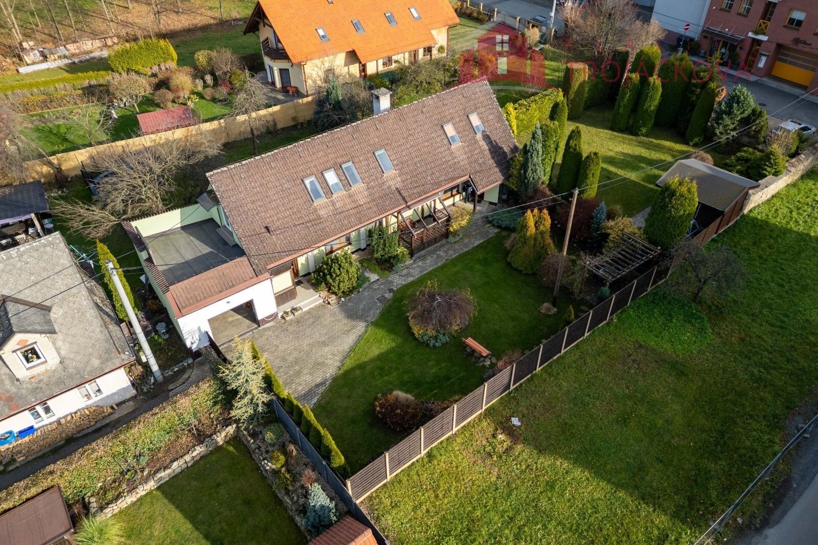 Prodej rodinný dům - Rožnov pod Radhoštěm, 260 m²