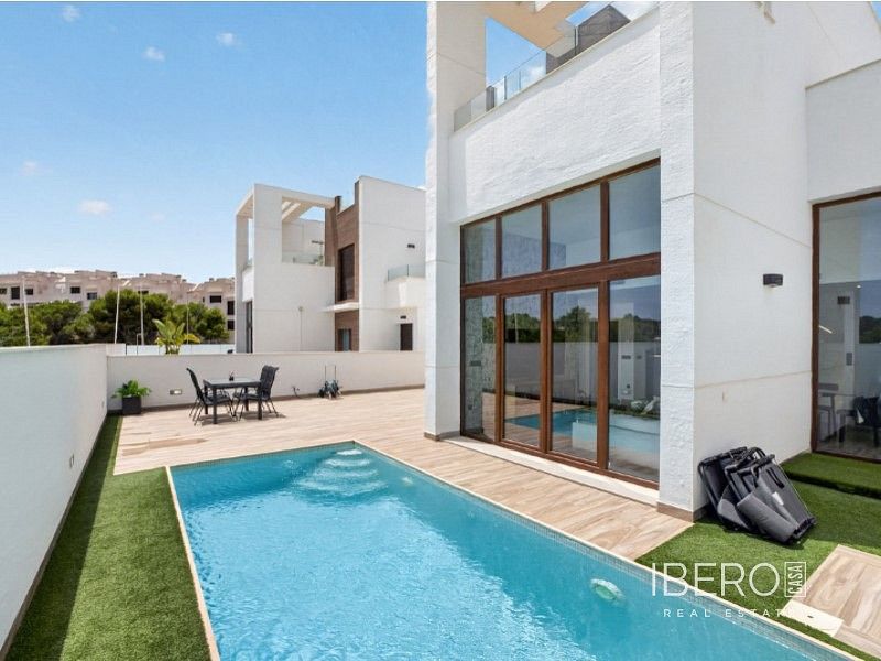 Prodej rodinný dům - Torrevieja, ES, 149 m² - 2