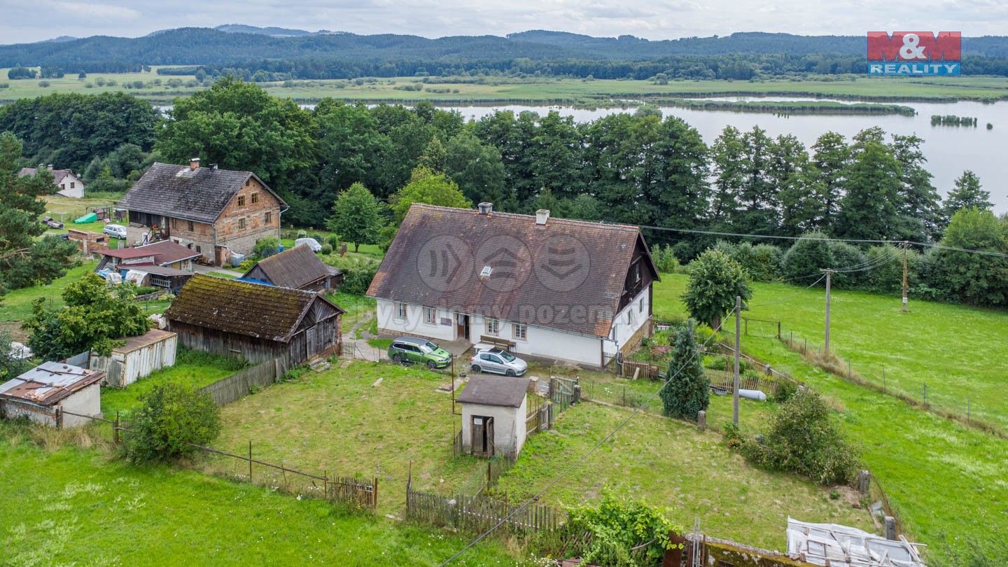 Rodinné domy, Zahrádky, 200 m²