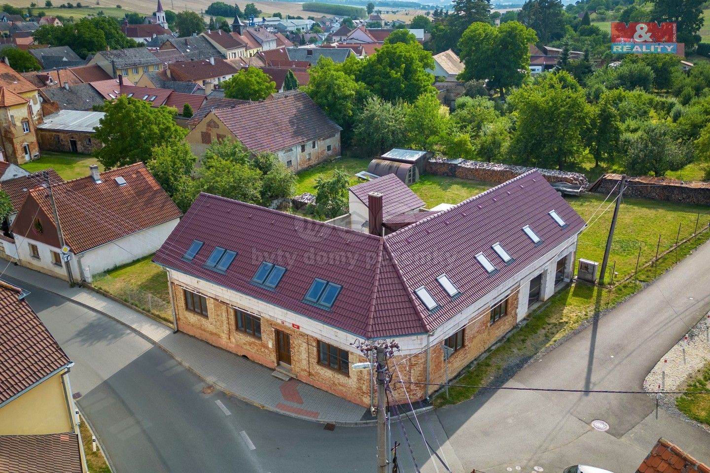 Rodinné domy, Tyršova, Koloveč, 327 m²