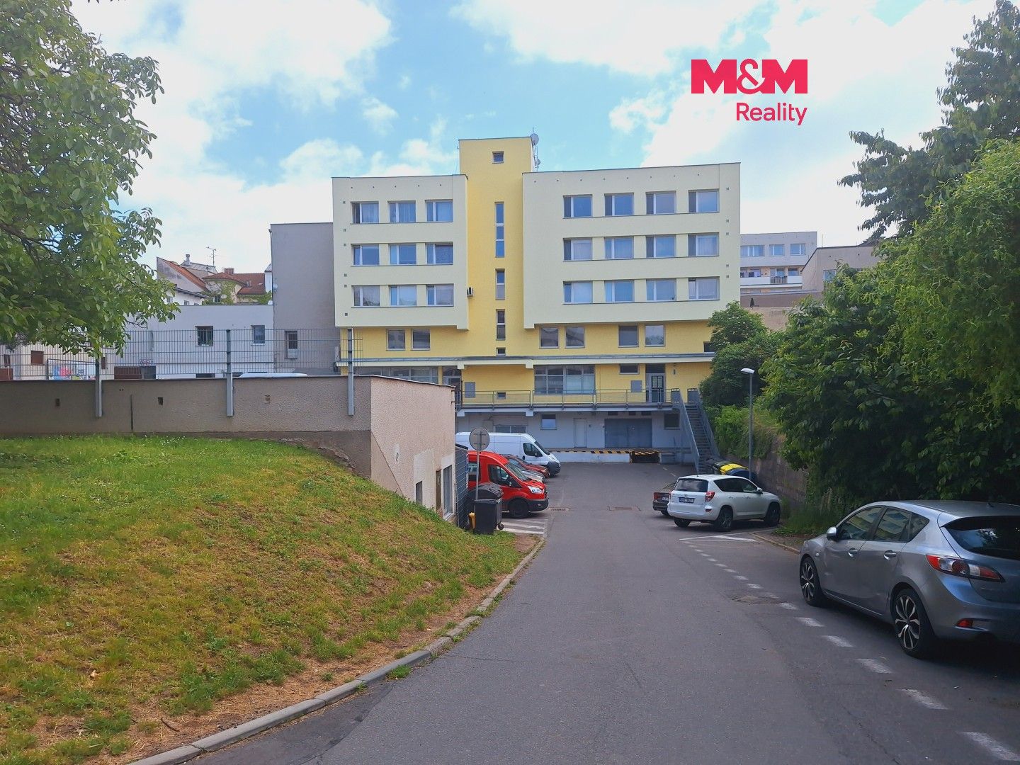 Ostatní, třída Míru, Pardubice, 19 m² - 1