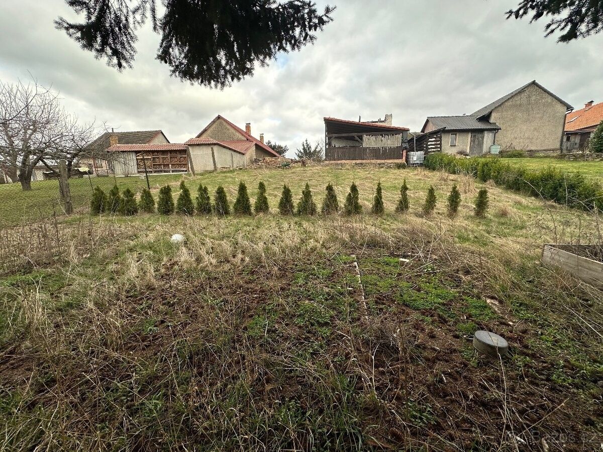 Prodej pozemek pro bydlení - Golčův Jeníkov, 582 82, 900 m²
