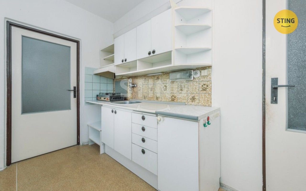 Prodej byt 2+1 - Bartoňova, Pardubice, 48 m²