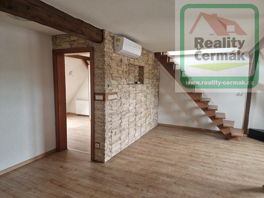 Prodej byt 3+kk - Husova třída, Holýšov, okres Plzeň-jih, 101 m² - 5