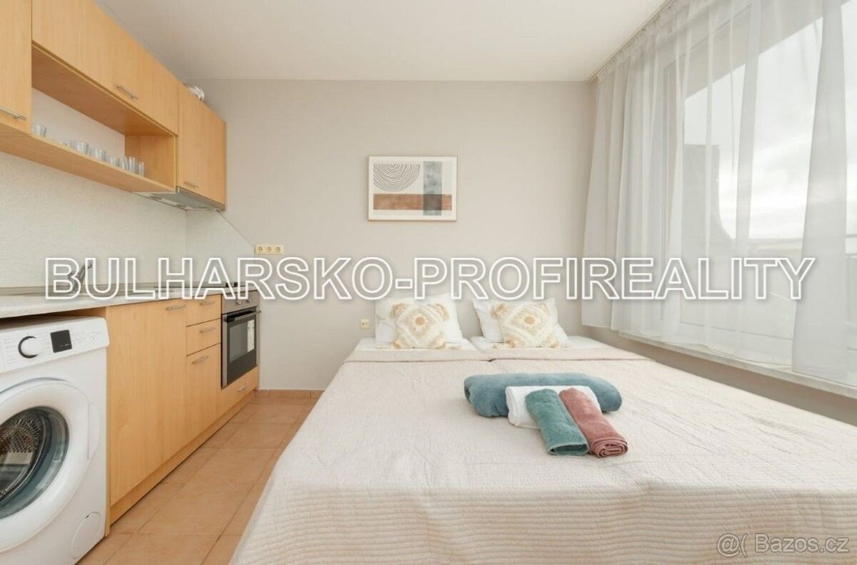 Prodej byt - 987 66, Zahraničí - 5