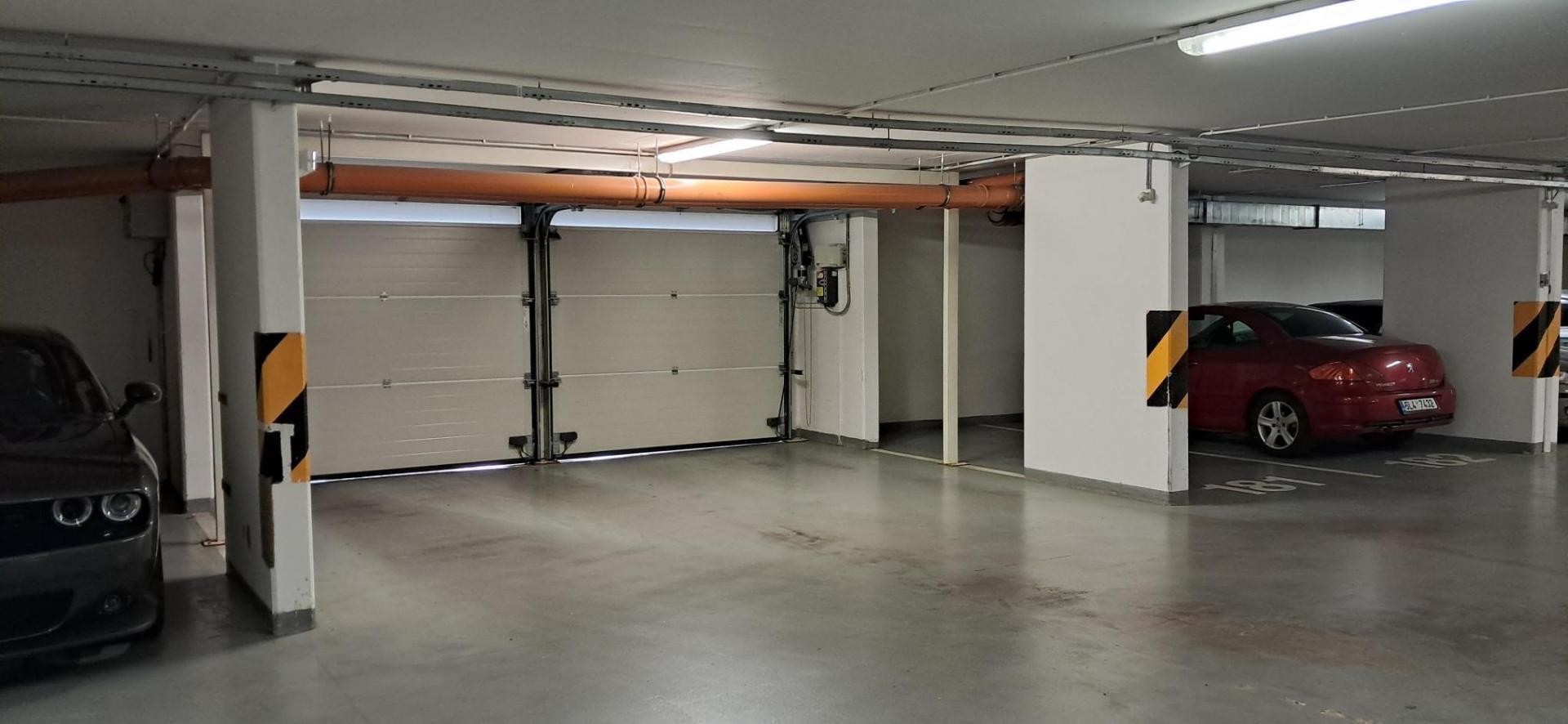 Nemovitost · 11 m² · Názovská, Praha - 3