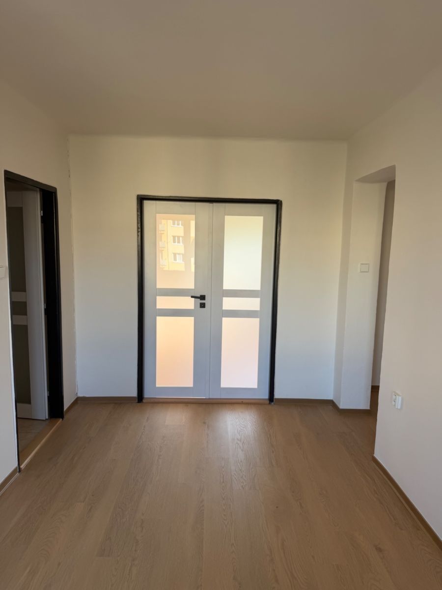 Pronájem byt 4+1 - Hrusická, Praha - Záběhlice, 72 m² - 5