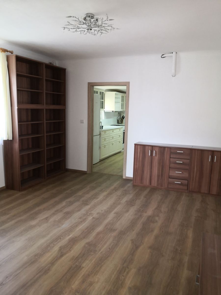 Rodinné domy, Na Pěšině, Praha - Dolní Chabry, 95 m² - 2