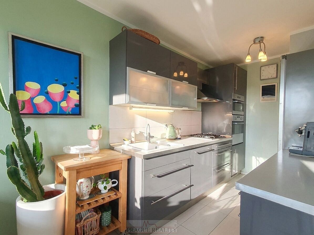 Byt 4+kk · 93 m² · Praha - Řepy, okres Praha 17, Hlavní město Praha - 4