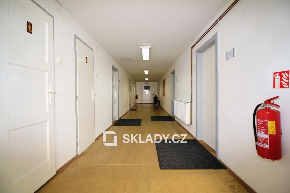 Pronájem obchodní prostory - Sobědruhy, Teplice, 2 m²