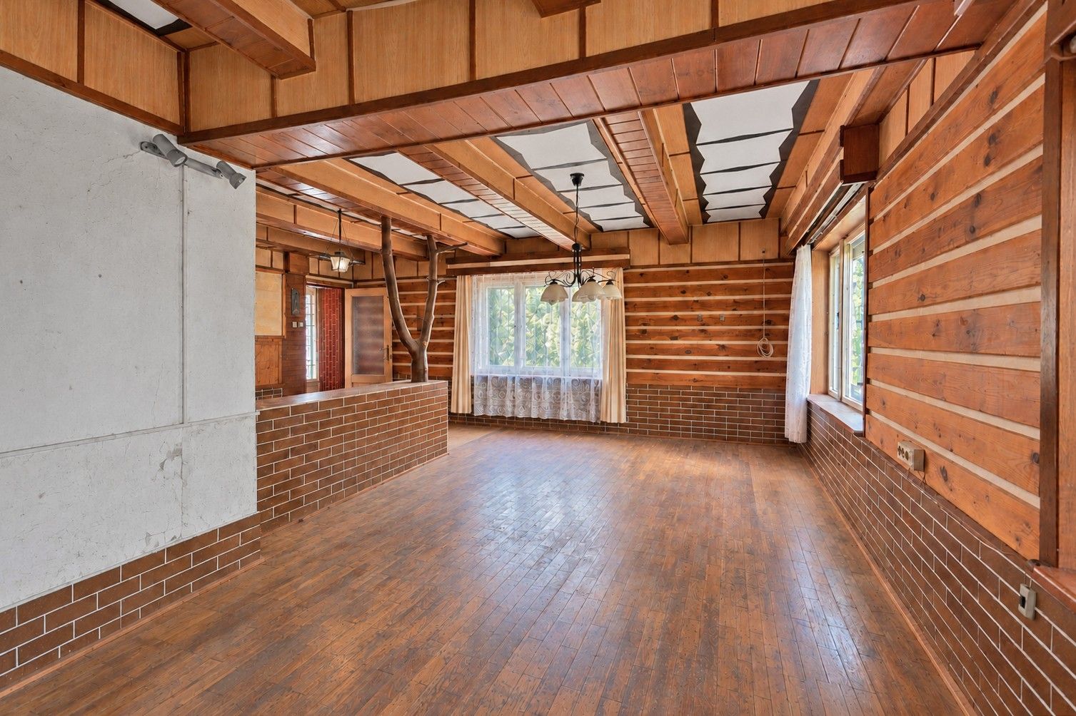Prodej rodinný dům - K Vébrovce 71, Trutnov Voletiny, 223 m² - 1