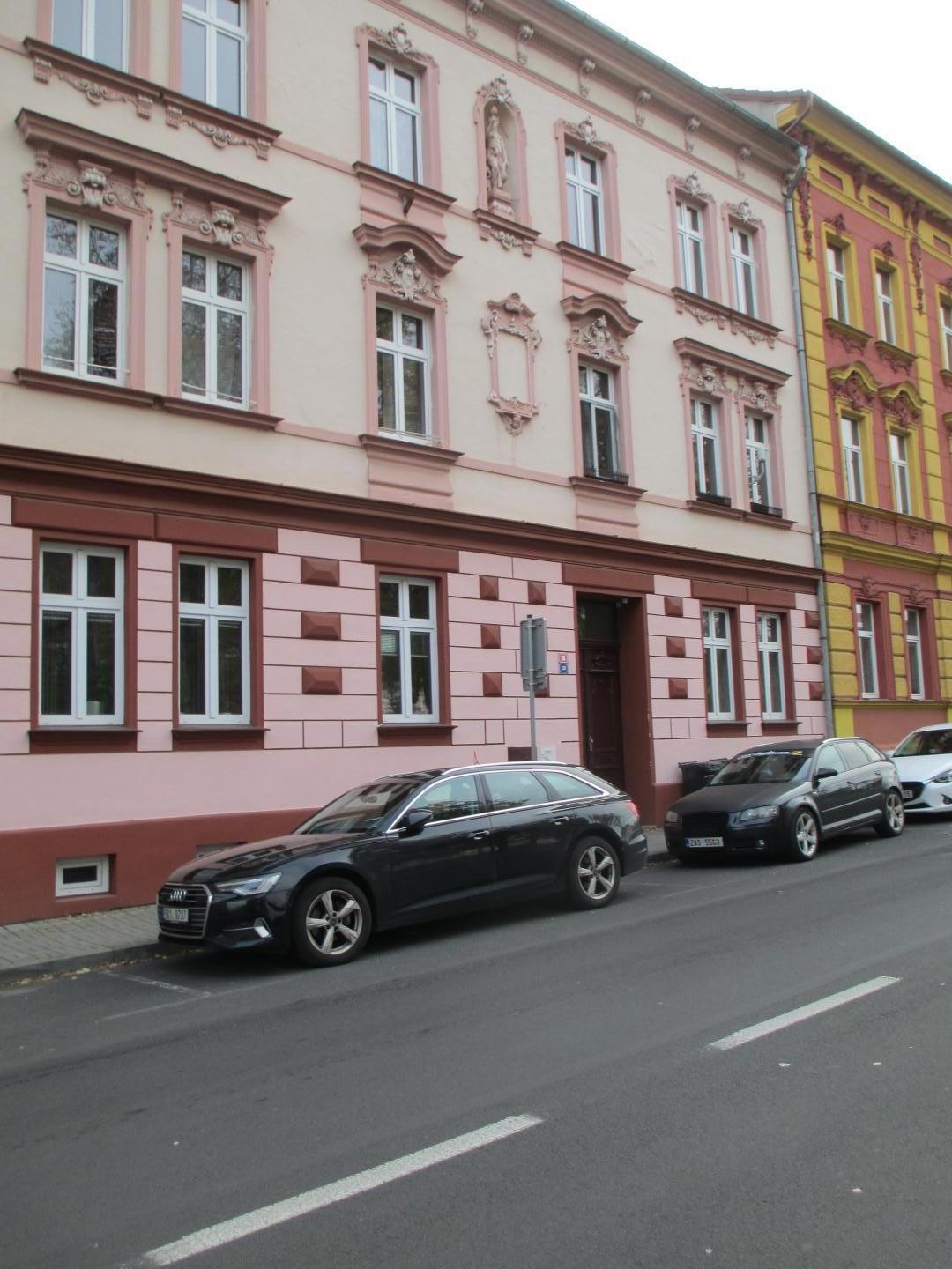 Byt 2+1 · 60 m² · 26. dubna, Cheb - 3
