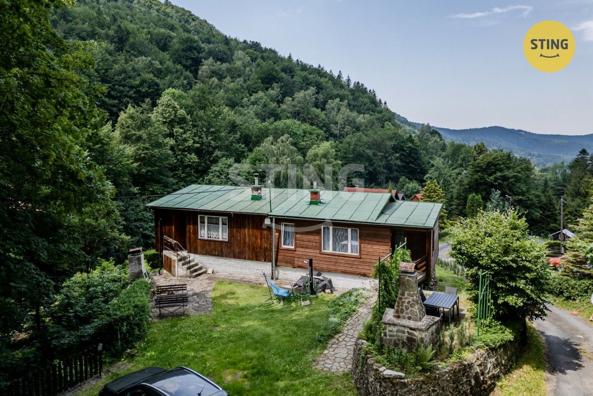 Chaty, Řeka, 48 m² - 1