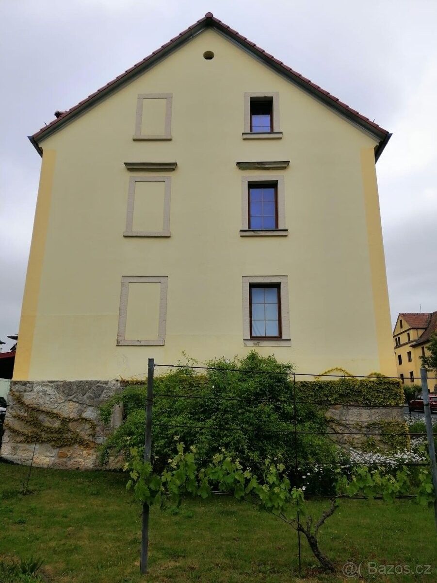 Prodej rodinný dům - Praha, 155 21