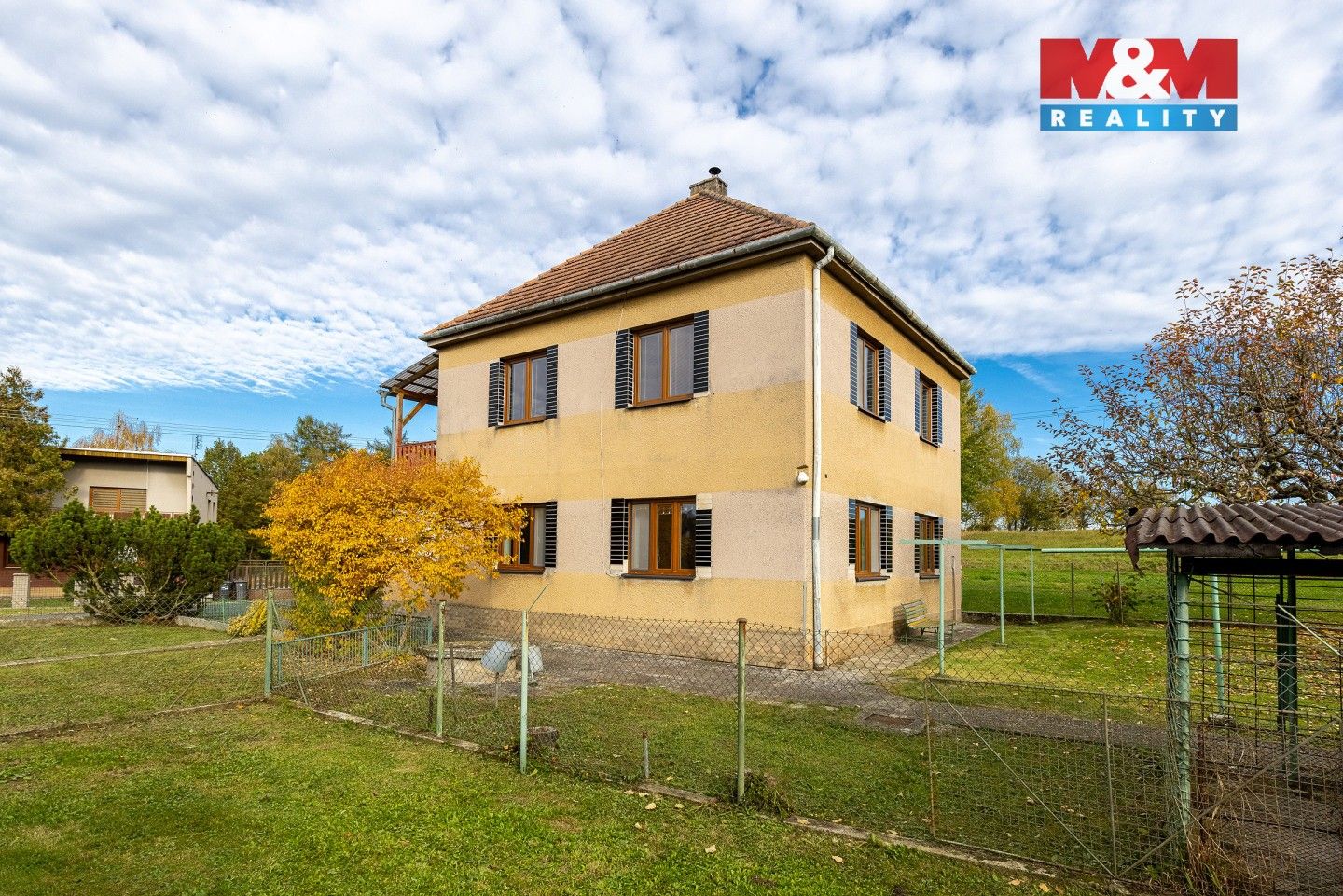 Prodej rodinný dům - Ledec, Choltice, 180 m²