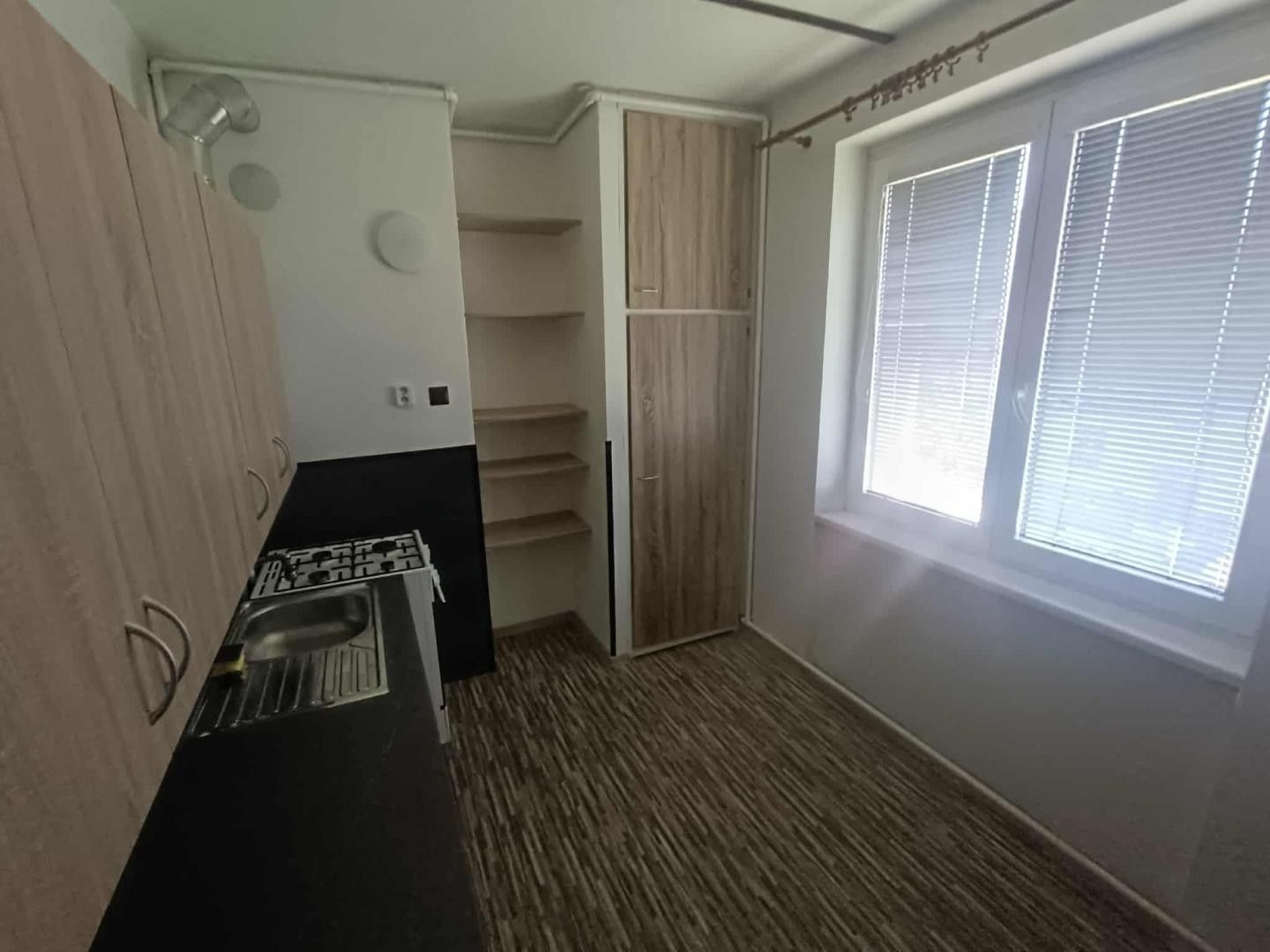 Pronájem byt 2+1 - Krásnostudenecká, Děčín, 54 m²