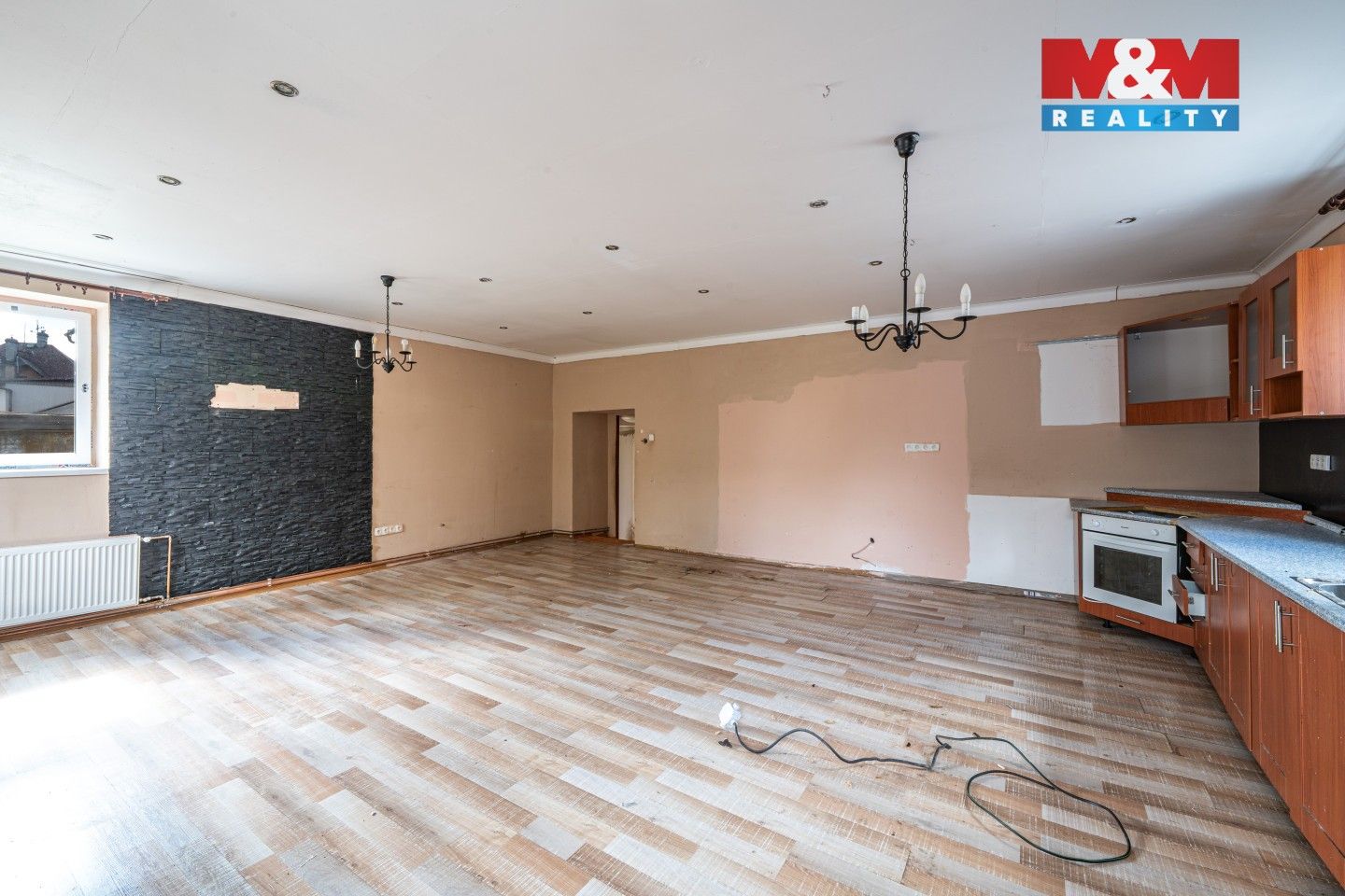 Prodej rodinný dům - Myslbekova, Nový Bor, 280 m² - 5