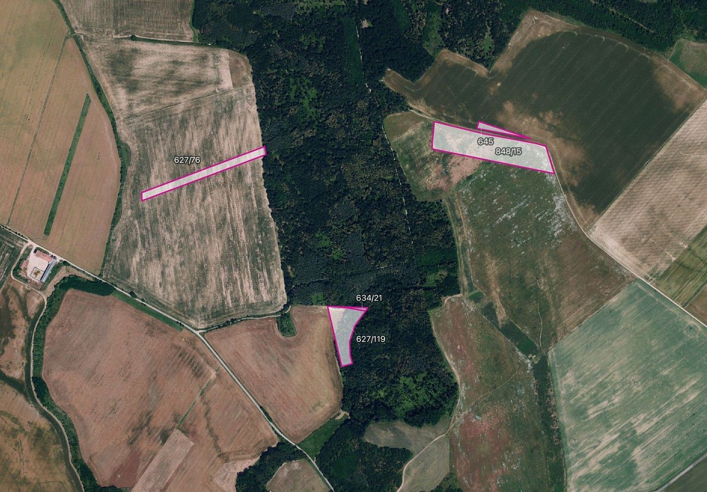 Zemědělský pozemek, 24 528 m²