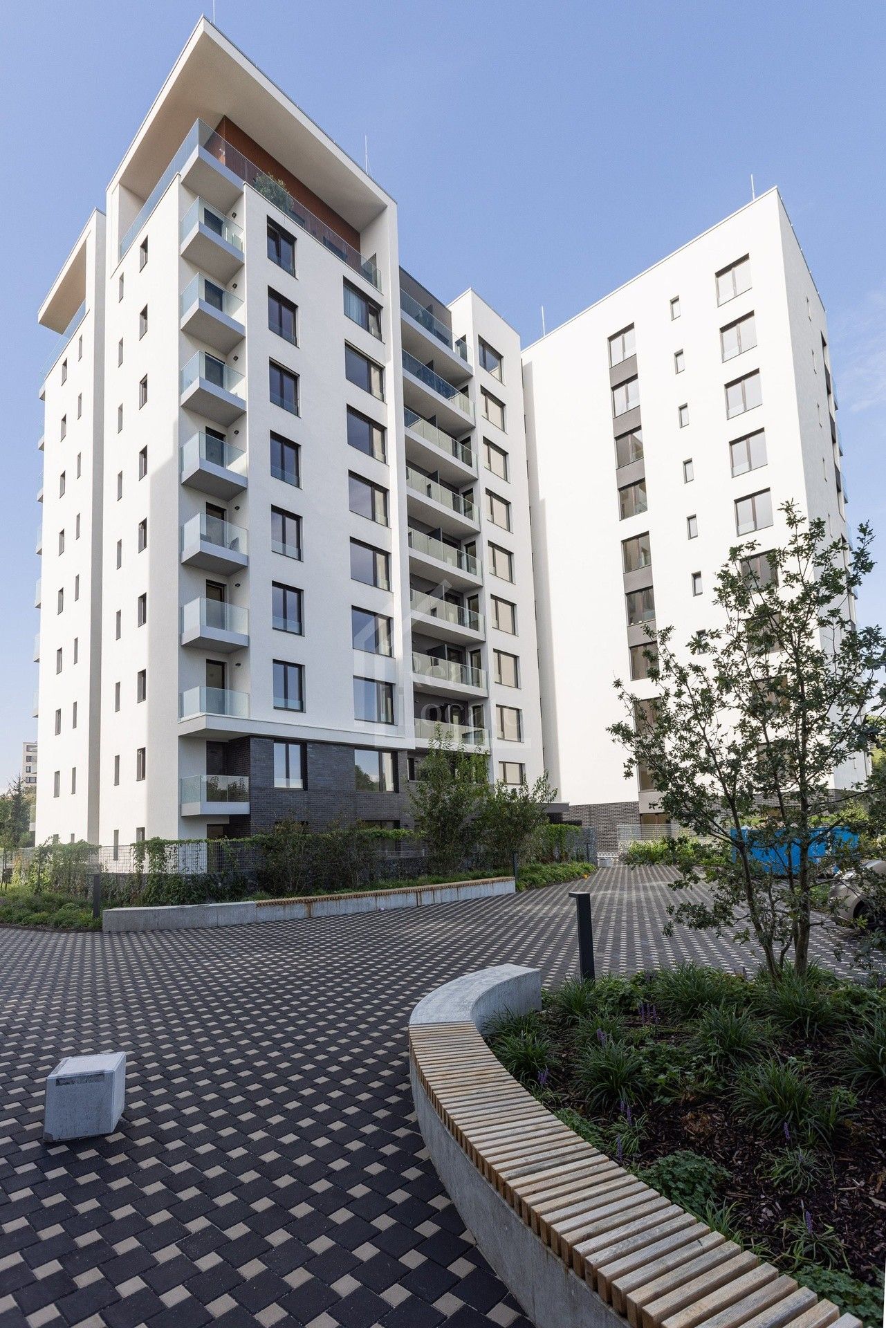 3+kk, V třešňovce, Praha, 81 m²