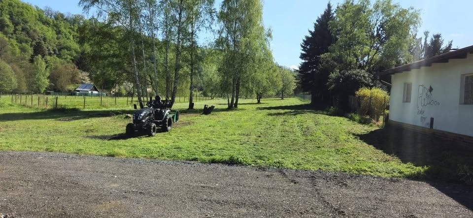 Prodej pozemek pro bydlení - Choratice, 285 06