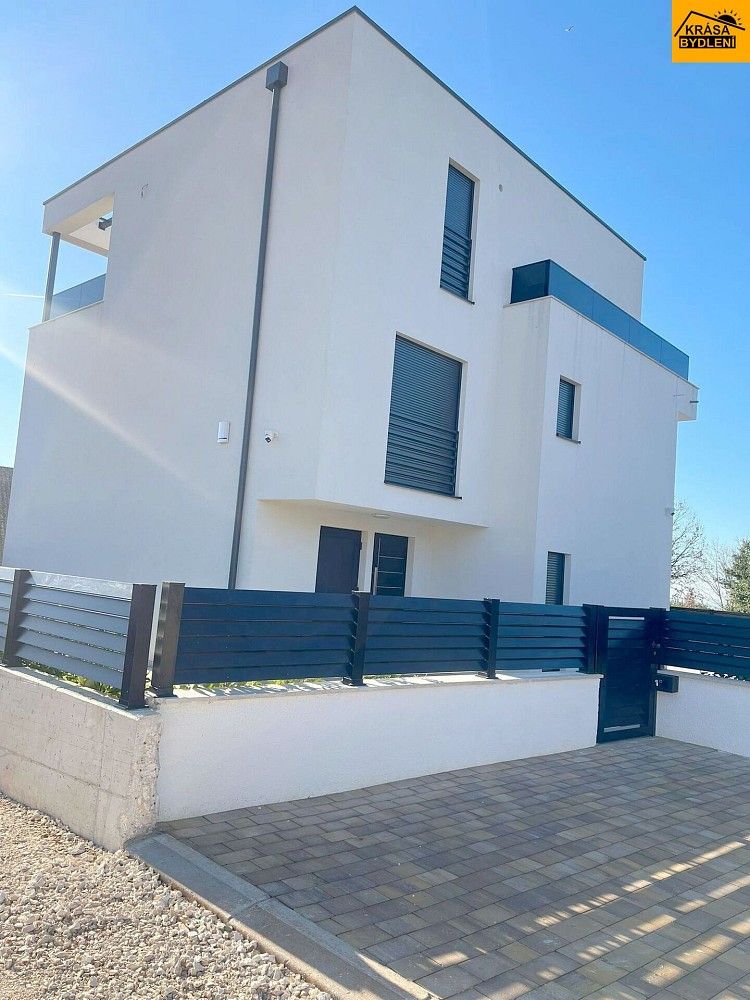 Rodinný dům · 550 m² · Tar, HR - 3