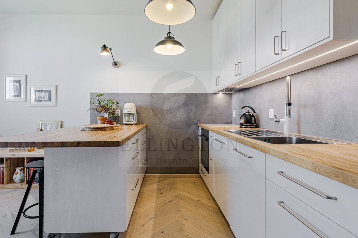 Byt 3+1 · 99 m² · Tychonova, Praha - 4