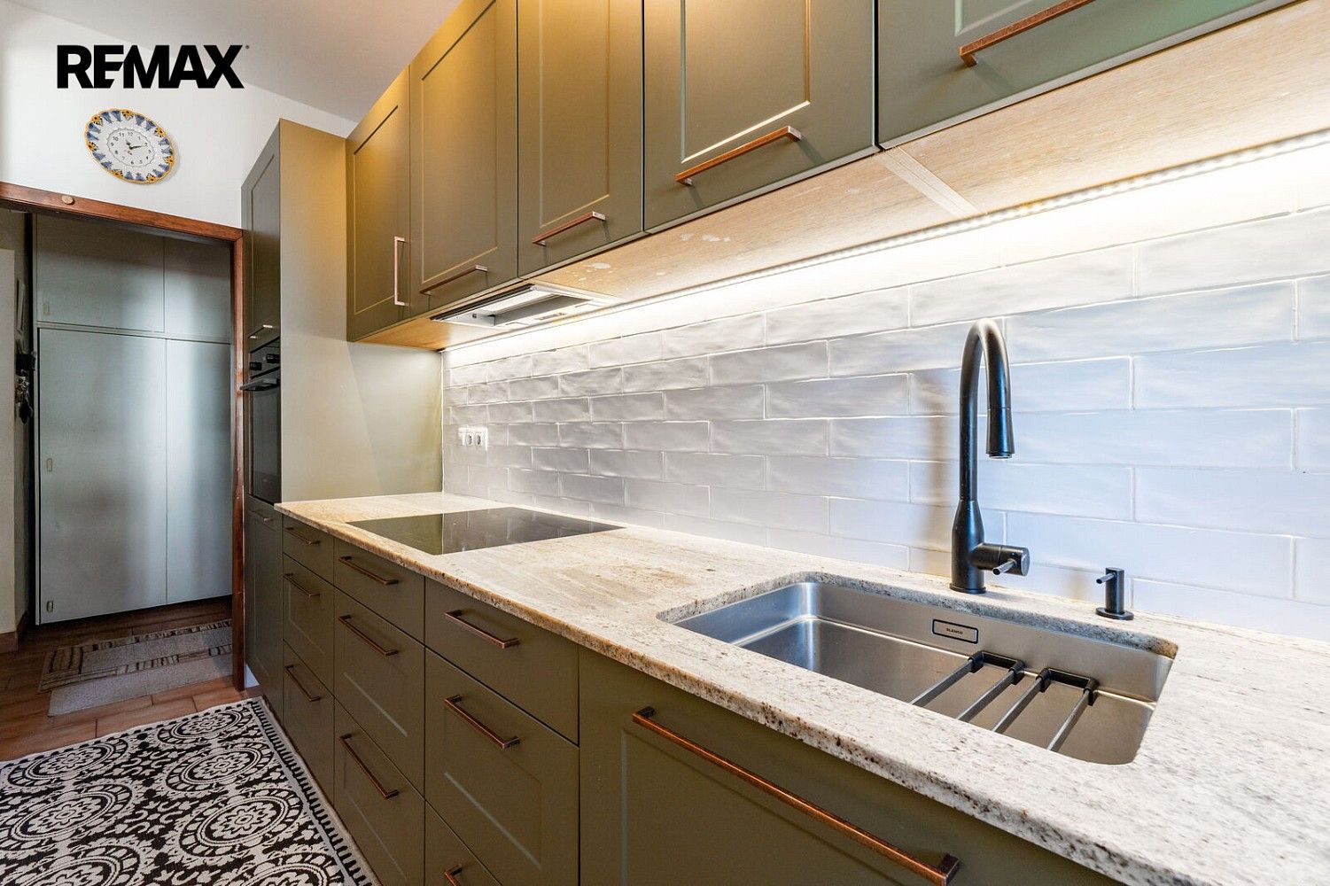 3+1, Hvozdnice, okres Praha-západ, Středočeský kraj, 83 m² - 2