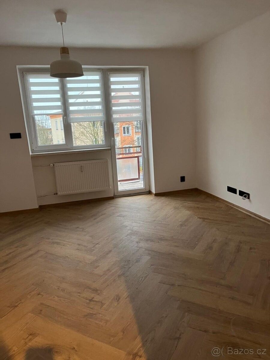 Pronájem byt - Ostrov nad Ohří, 363 01