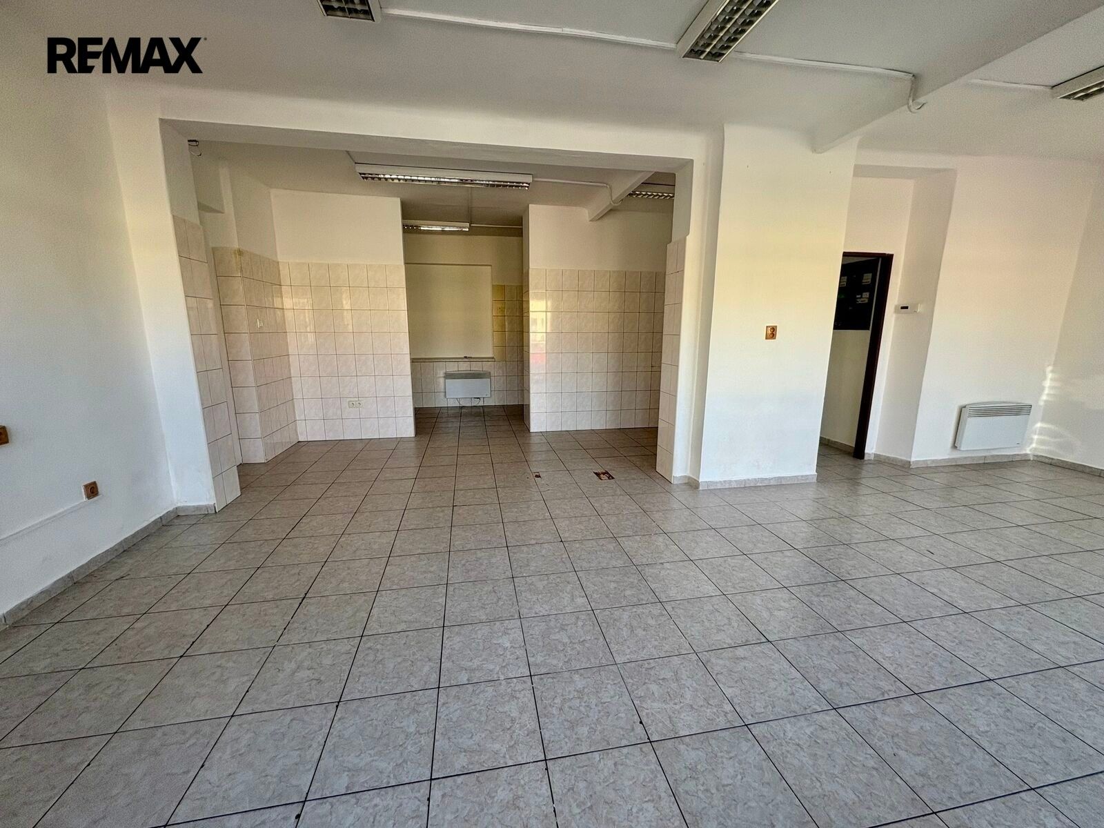 Obchodní prostory · 74 m² · Nádražní 236, Vimperk II - 3
