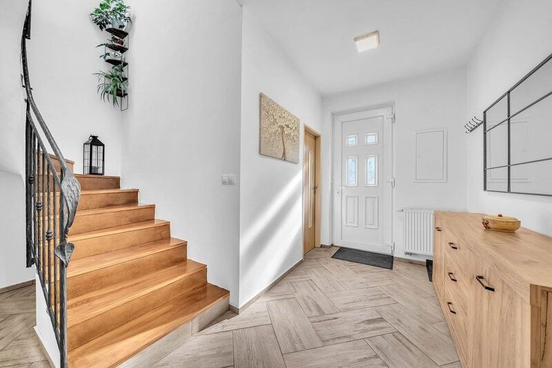 Rodinné domy, Bernartice, 541 01