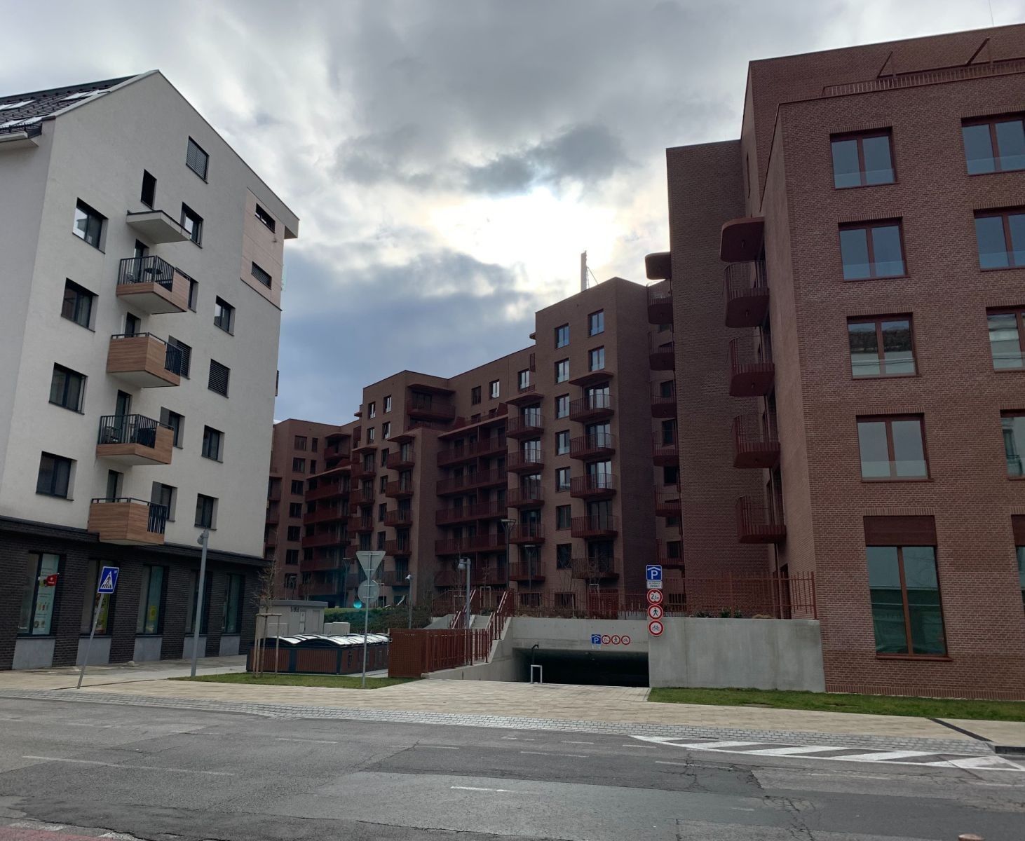 Garáže, Košická, Ružinov - Nivy, Bratislavský kraj, 14 m² - 2