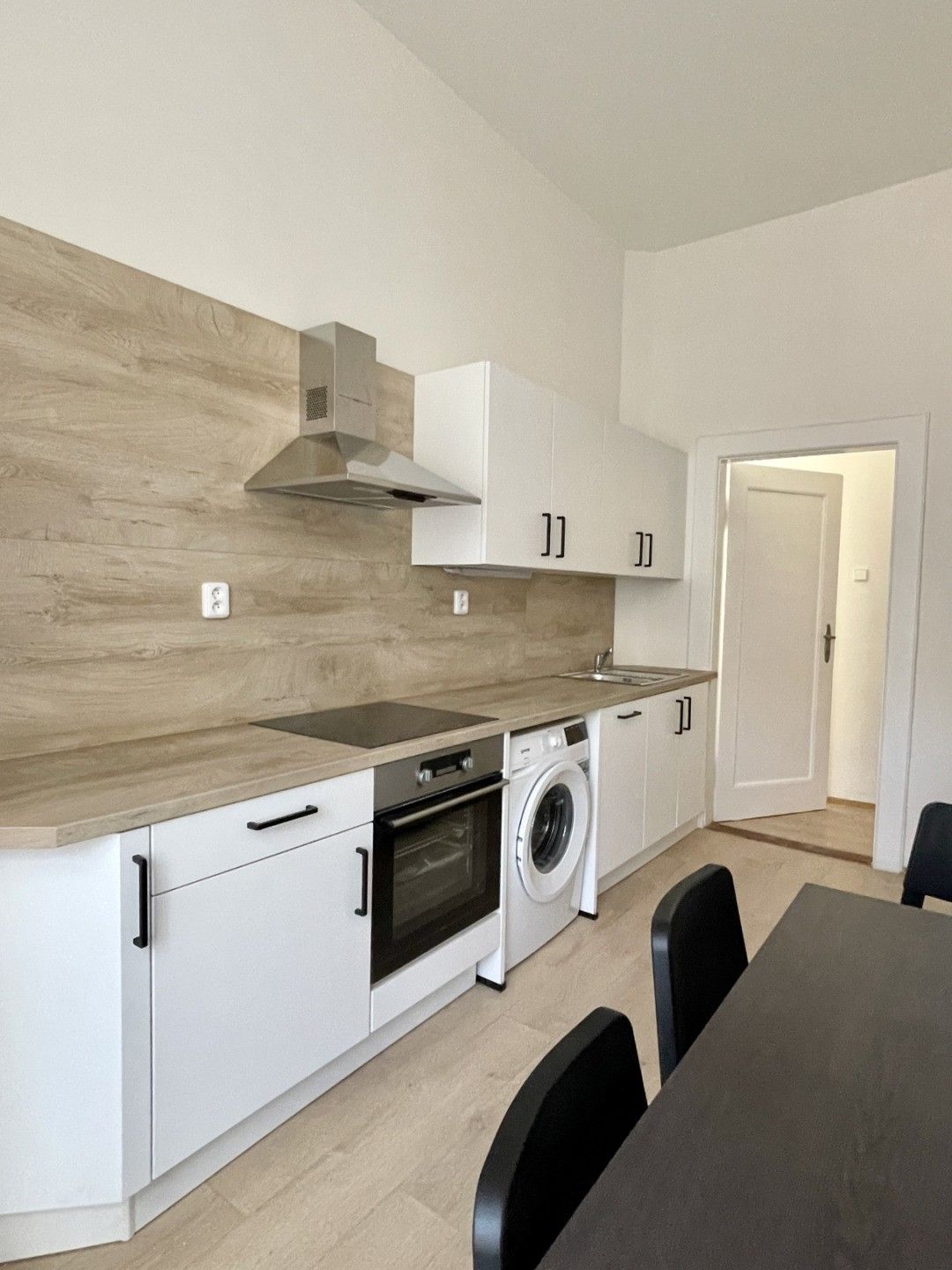 3+1, Hlavní třída, Mariánské Lázně, 87 m²