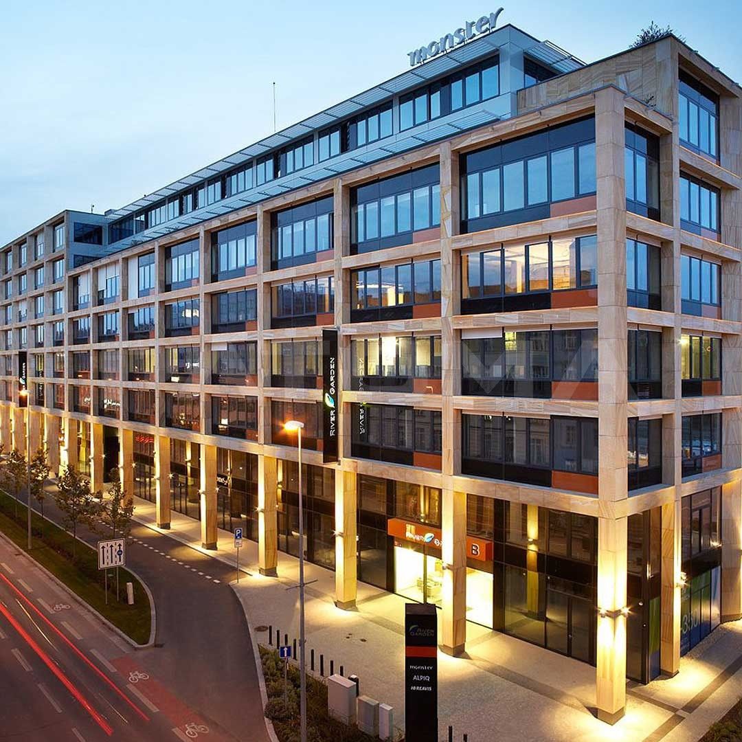 Pronájem kancelář - Rohanské nábřeží, Praha, 1 332 m²