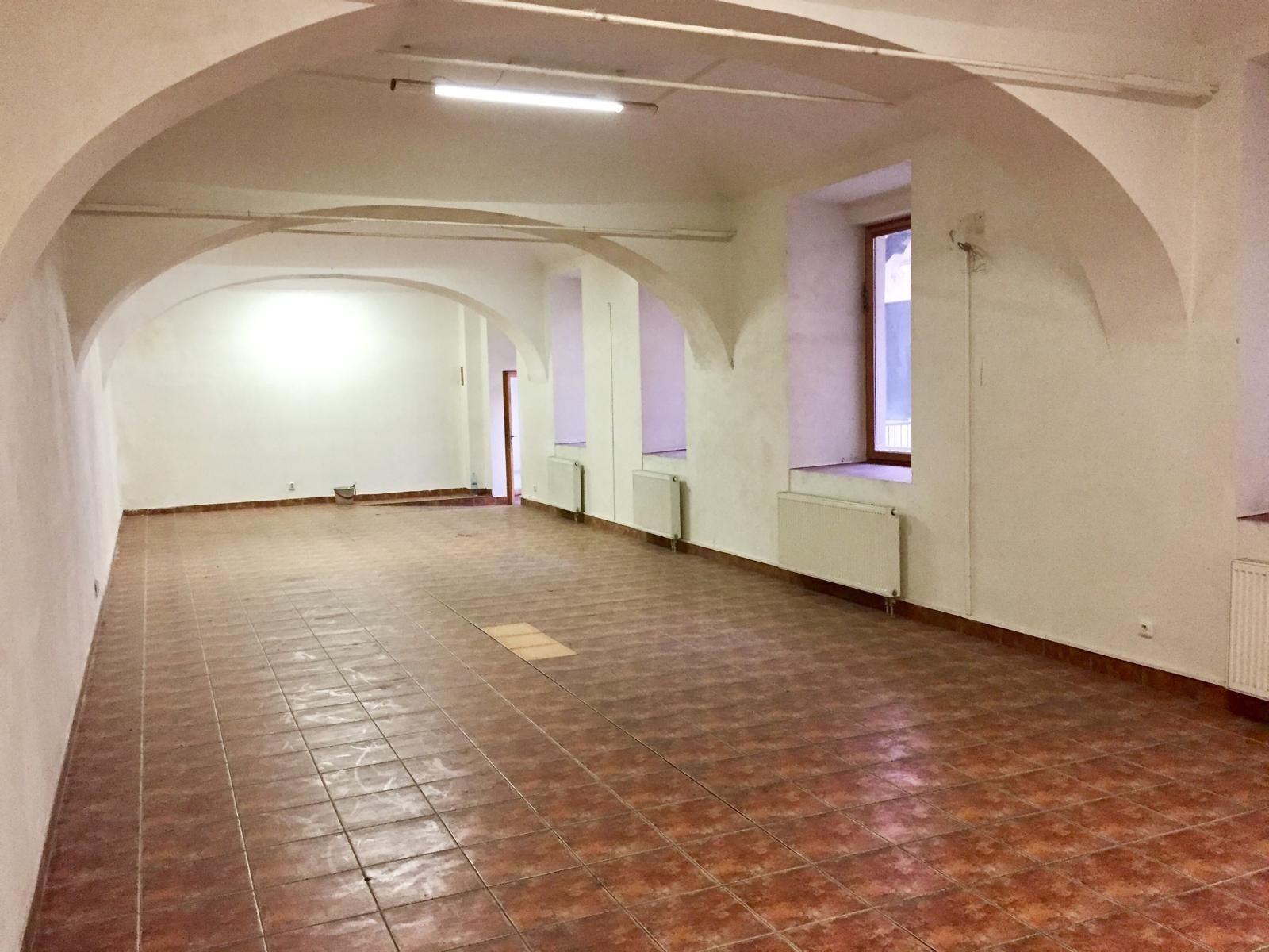 Obchodní prostory · 140 m² · Štefánikova, Praha - Smíchov - 4