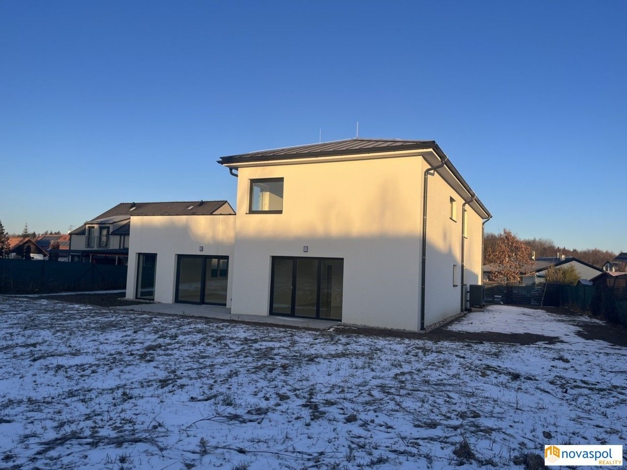Prodej rodinný dům - Na Okruhu, Sulice, 247 m²