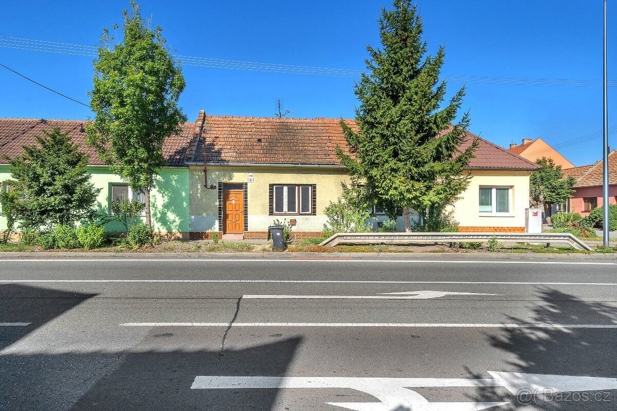 Prodej dům - Břeclav, 690 02, 80 m²