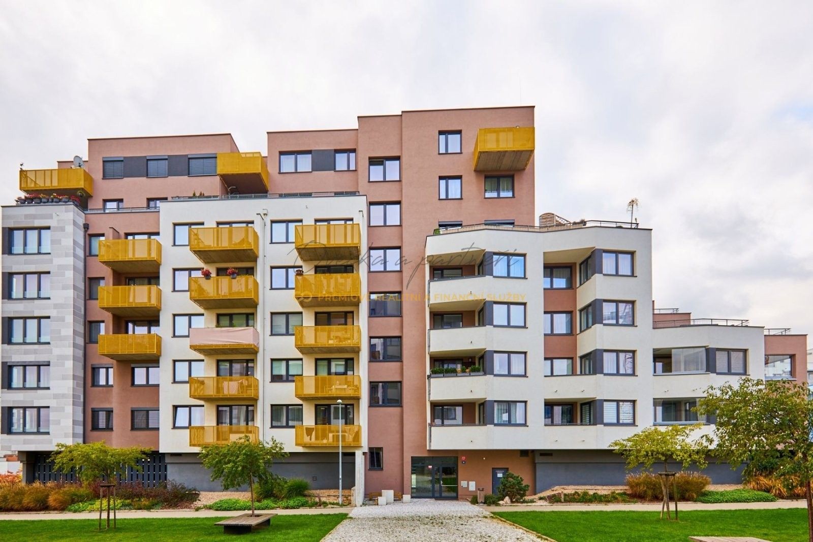 3+kk, Honzíkova, Praha, 86 m²