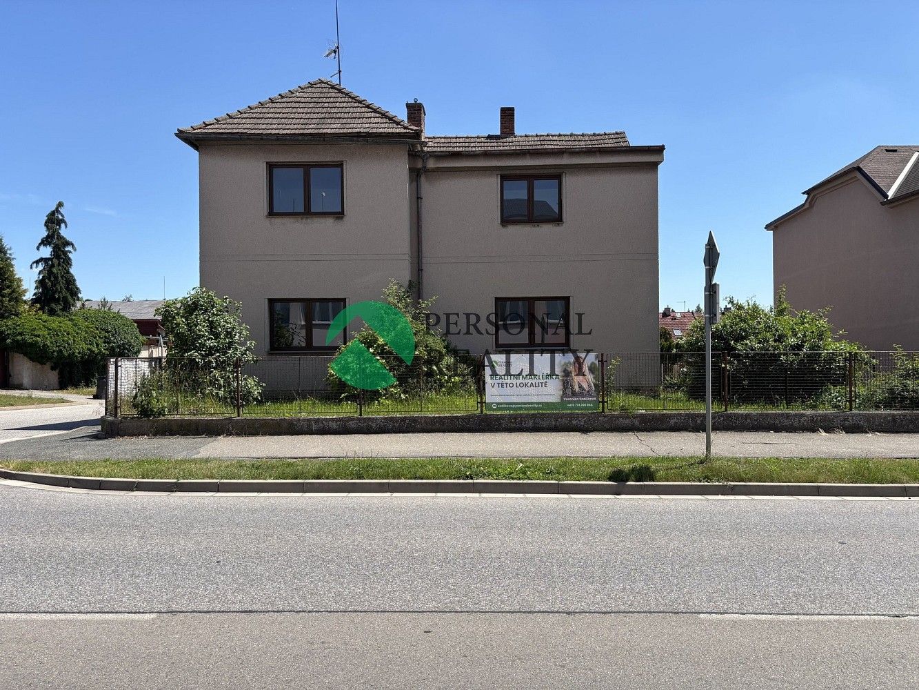 Rodinné domy, Gollova, Chlumec nad Cidlinou - Chlumec nad Cidlinou IV, okres Hradec Králové, 195 m² - 1