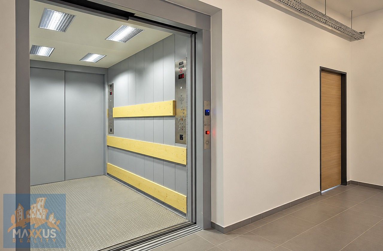 Kancelář · 22 m² · Praha - Horní Počernice, okres Praha 20, Hlavní město Praha - 4