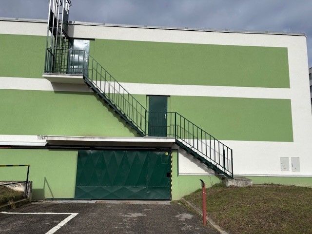 Pronájem garáž - Praha, 155 00