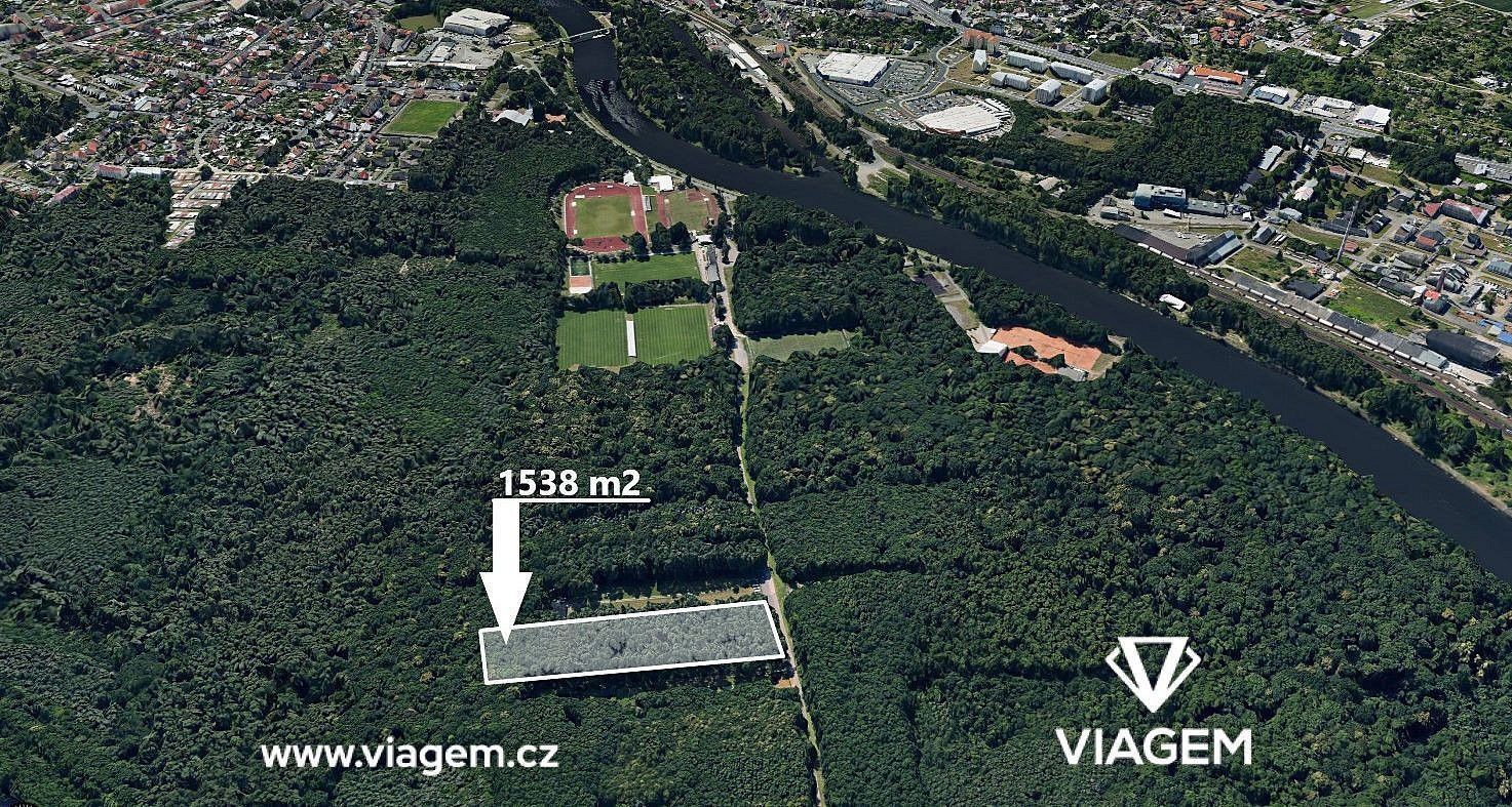 Zahrada, 1 537 m²