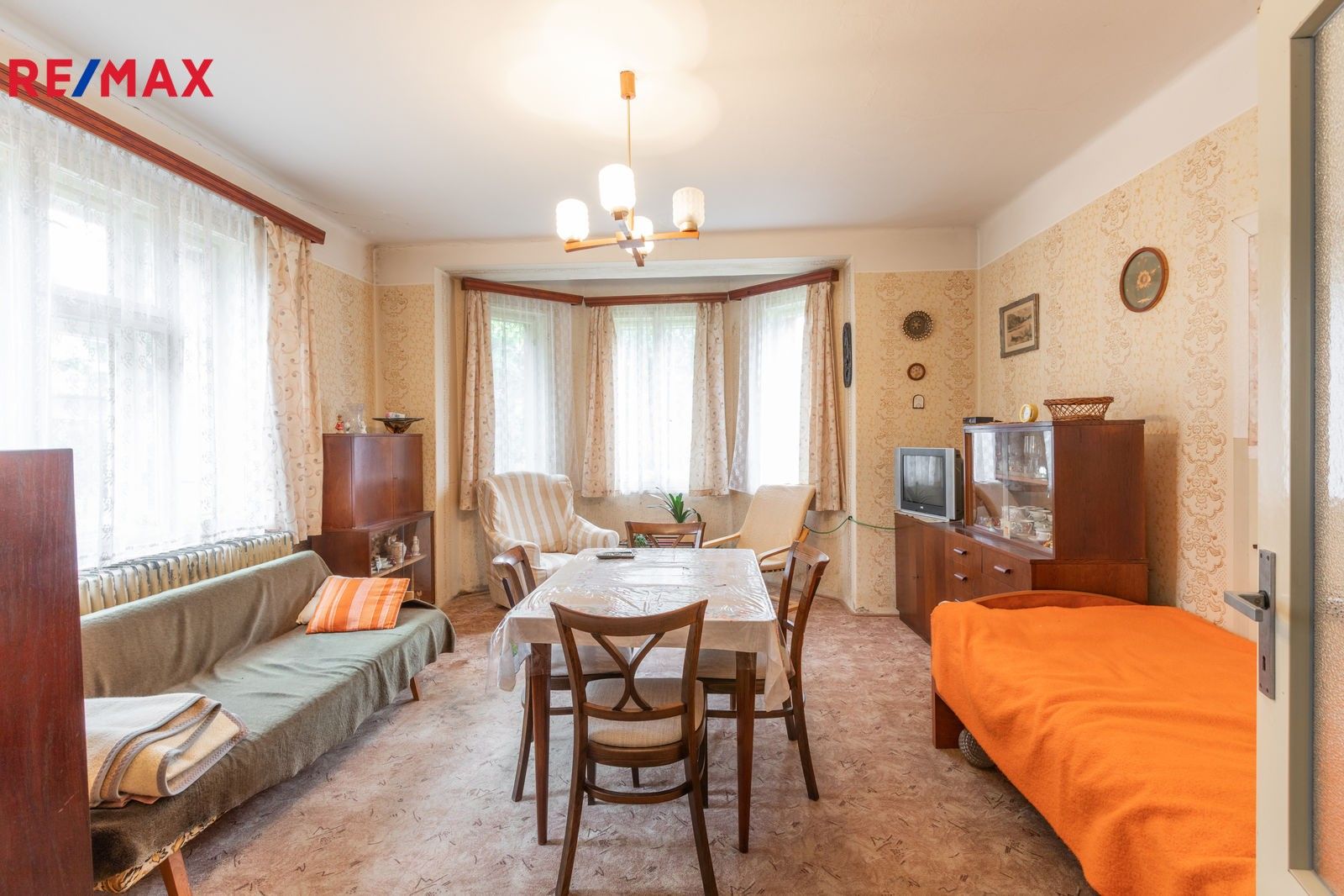 Prodej rodinný dům - Rabasova, Krušovice, 345 m²