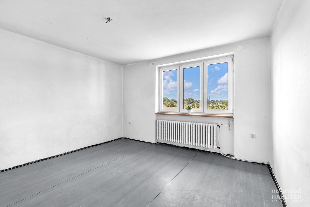 Prodej byt 2+1 - Lhota, Přelouč, 63 m²