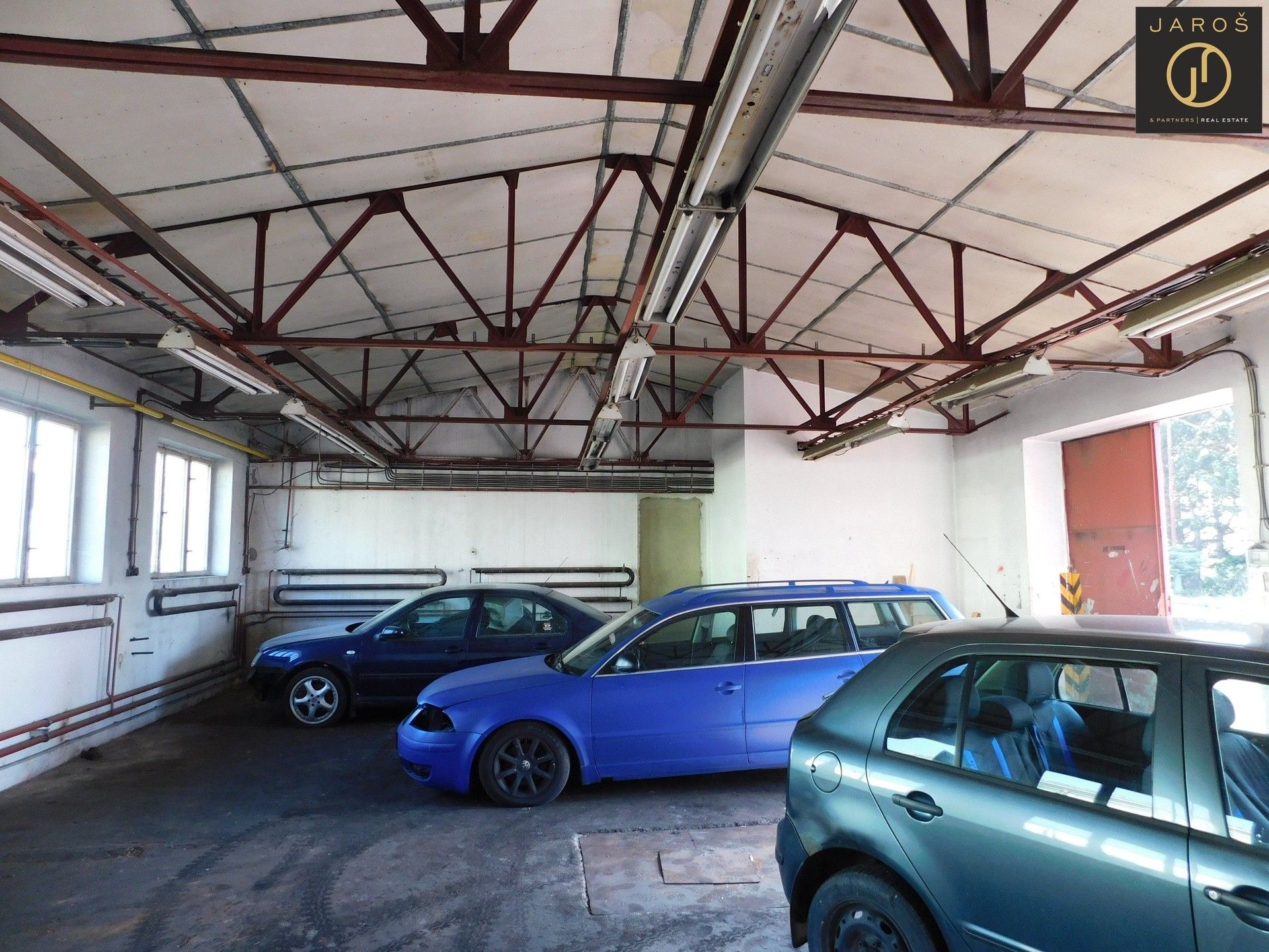 Výrobní prostory · 330 m² · Vroutek - 3
