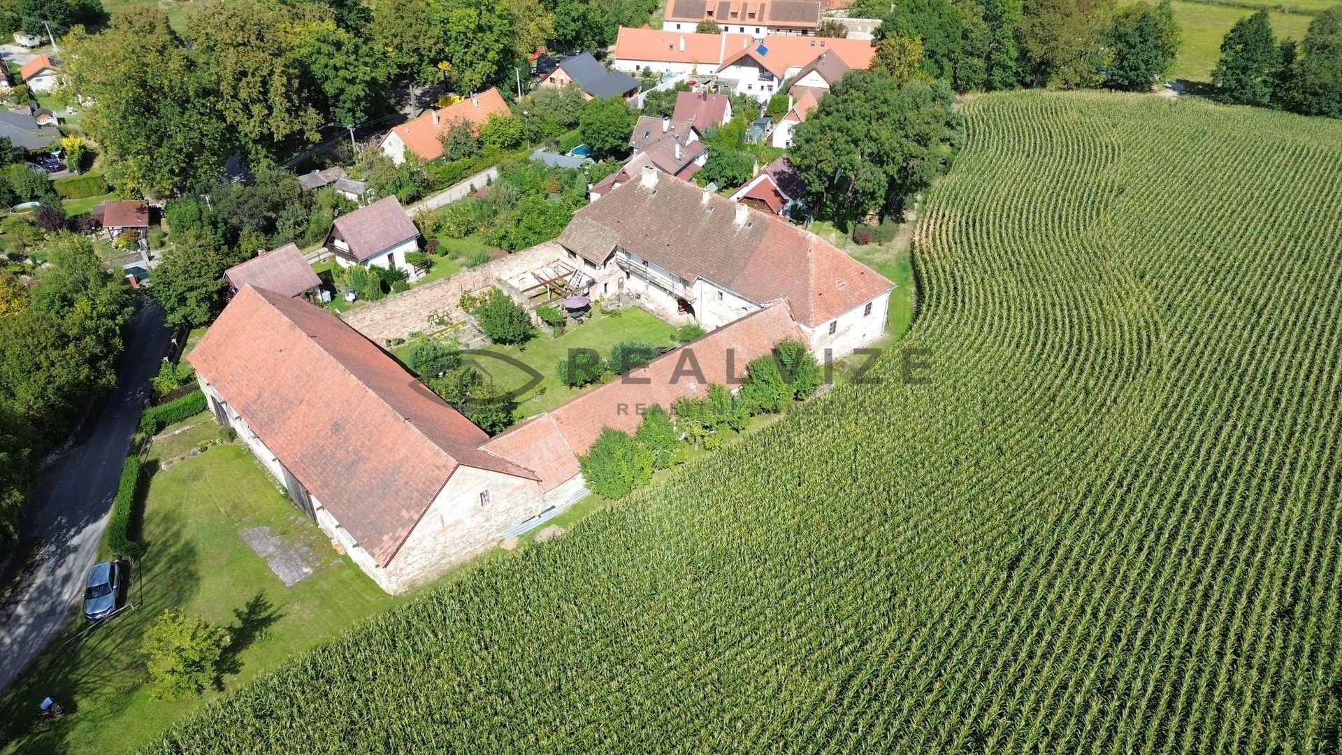 Prodej zemědělská usedlost - Mirkovice, 2 m²