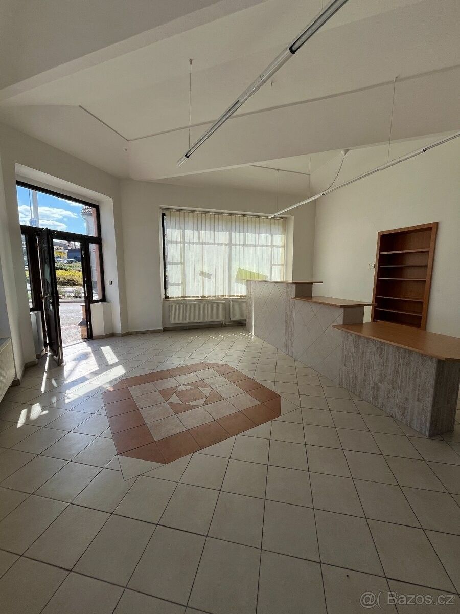 Pronájem obchodní prostory - Bezděkov, 583 01