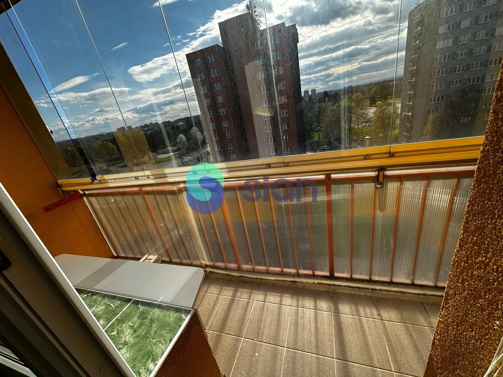 Pronájem byt 1+kk - Na Obvodu, Ostrava, 27 m²