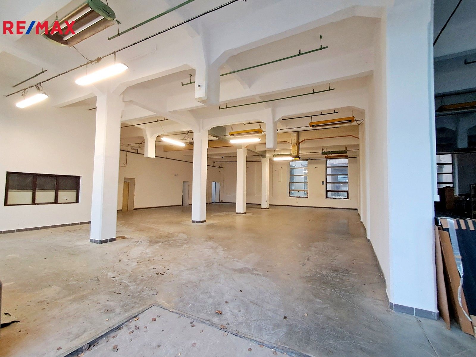 Sklady, Doudleby nad Orlicí, 223 m²