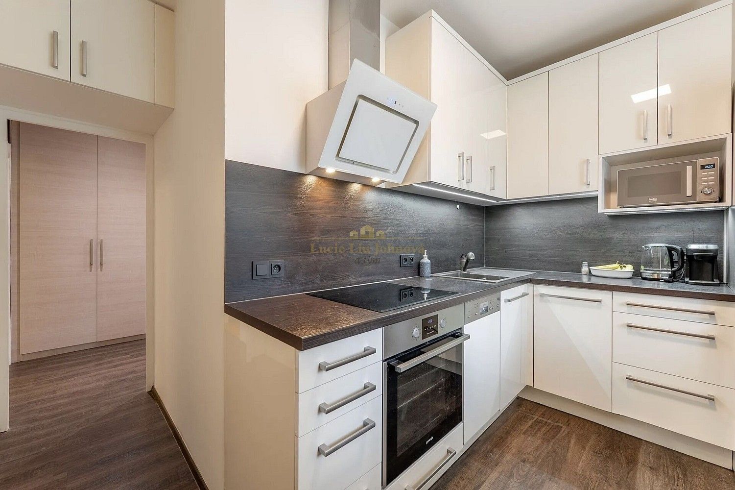 Byt 2+1 · 52 m² · Pod lipami, Praha 3 - Žižkov - 3